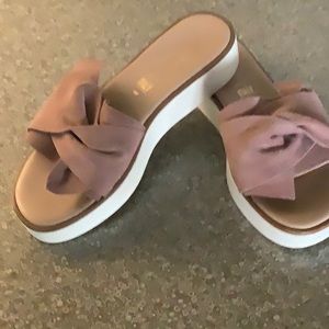 Seychelles Coast Glide Sandals in Dusty Rose